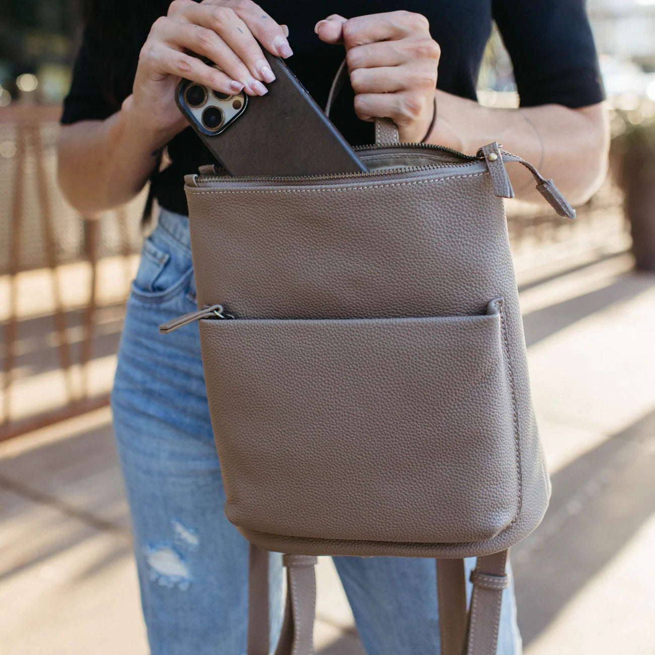 Triple Compartment Full-Grain Leather Multi-Scenario Hybrid Backpack