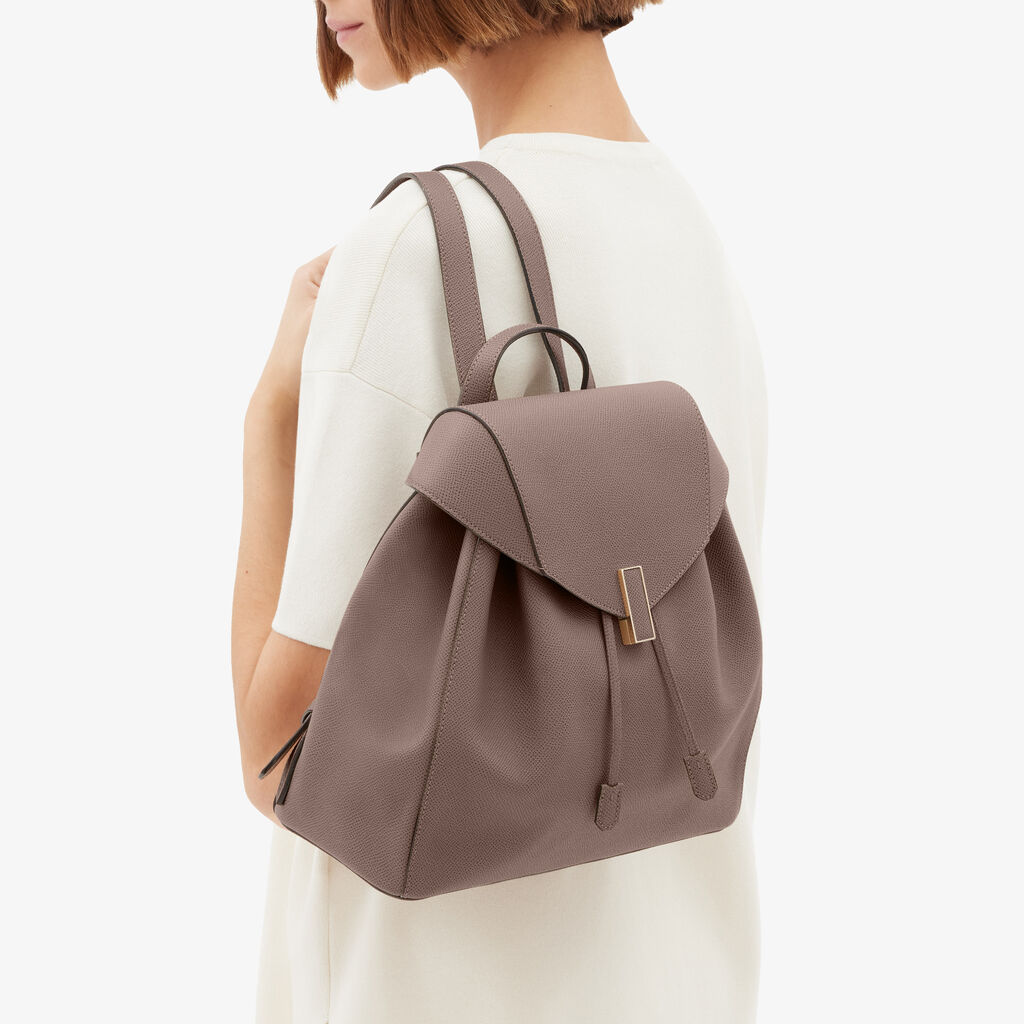 Artisan Hand-Finished Magnetic Closure Premium Leather Stylish Hybrid Backpack
